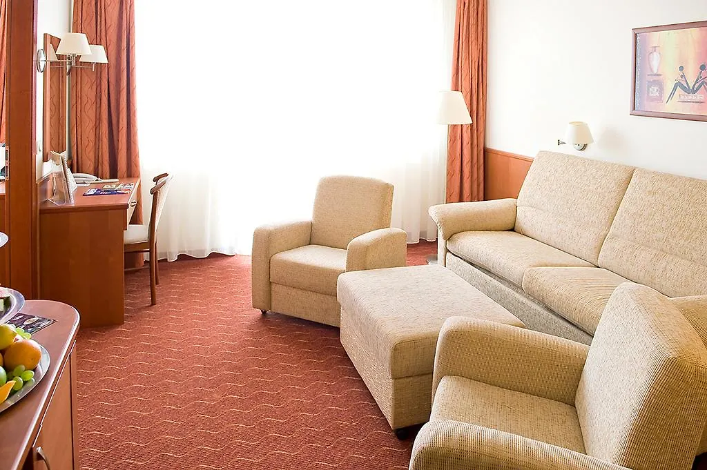 Airport Hotel Budapest Vecsés 4*,  Ουγγαρία