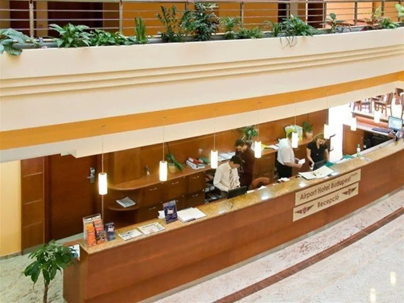 וסס Airport Hotel Budapest